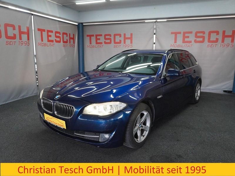 Blau Gebraucht 2012 BMW 520 Kombi | 7.990 € (Superpreis) - Bild 1/4