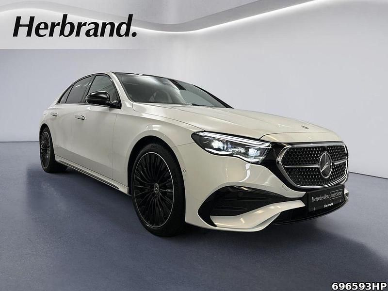 Gebraucht Mercedes E400 AMG 381 PS (280 kW) 2025 Unilack polarweiß Limousine