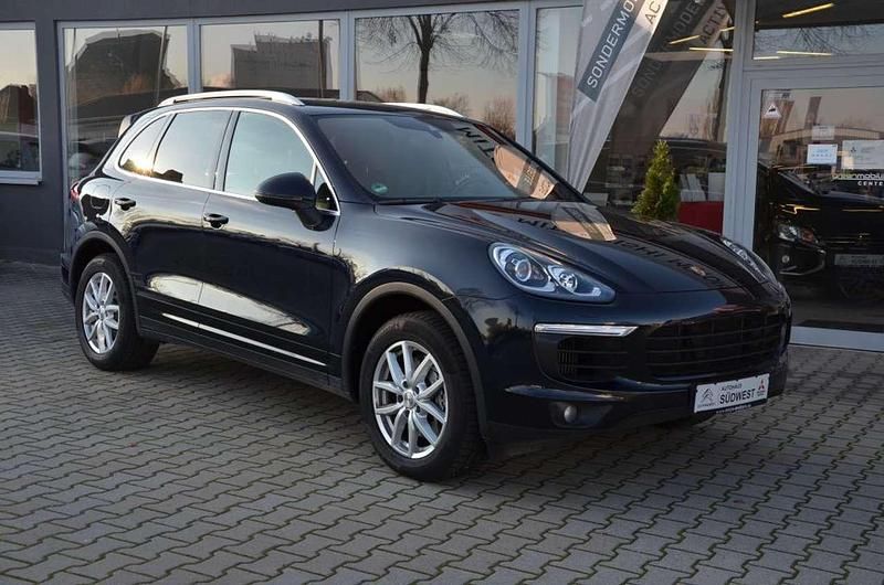 Moonlightbluemetallic Gebraucht 2015 Porsche Cayenne S SUV | 30.990 € (Fairer Preis) - Bild 1/4
