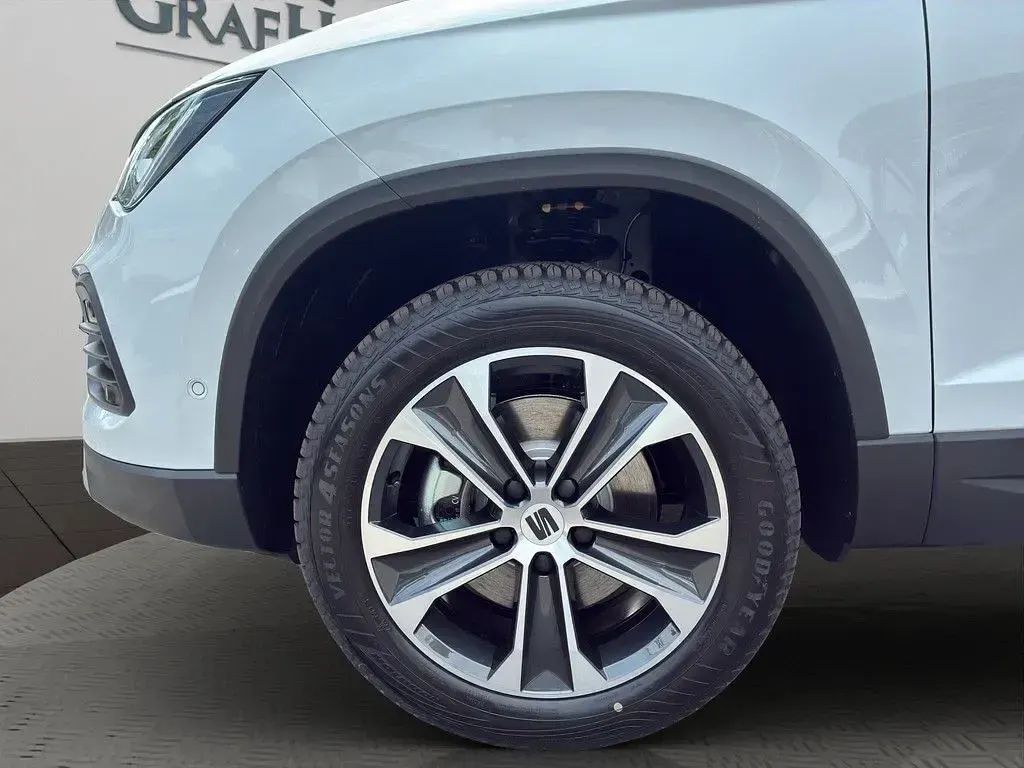 Neu Seat Ateca 150 PS (110 kW) 2026 Weiß SUV