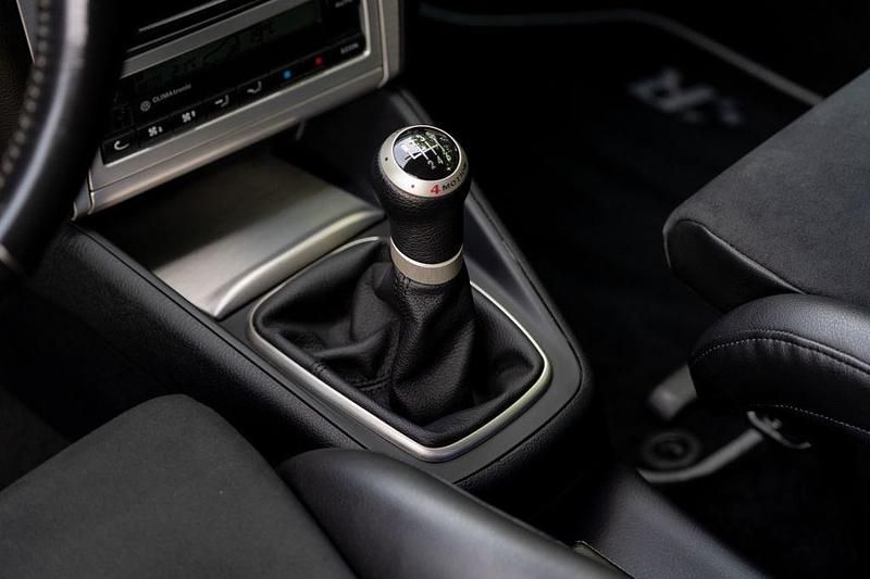 Gebraucht VW Golf IV R 241 PS (177 kW) 2003 Schwarz Limousine