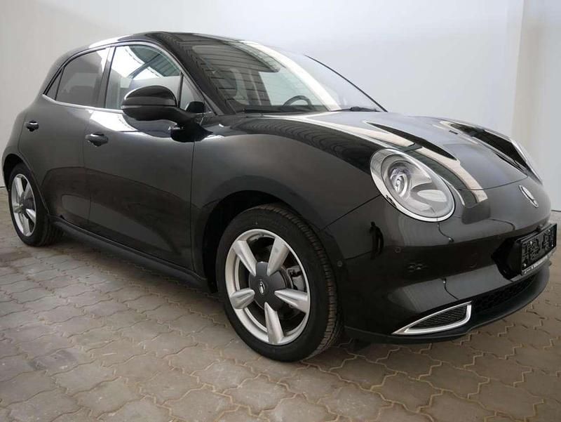 Neu Ora 03 Pro+ 125 kW (171 PS) 2025 Starry black Kleinwagen