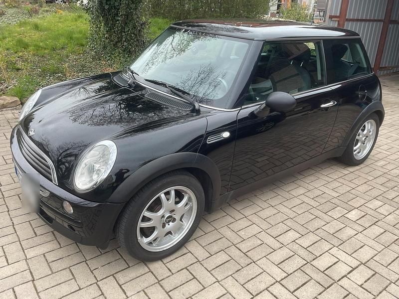 Usata Mini ONE 90 CV (66 kW) 2003 Nero Utilitaria