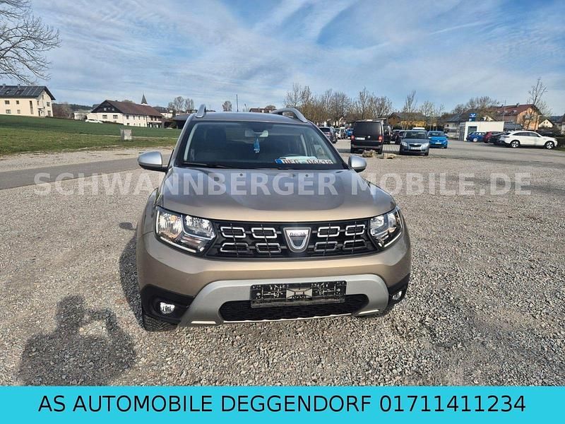 Gebraucht Dacia Duster Prestige 114 PS (83 kW) 2018 Braun SUV