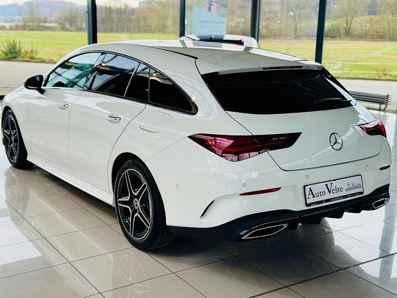 Gebraucht Mercedes CLA200 AMG 163 PS (119 kW) 2023 Weiß Limousine