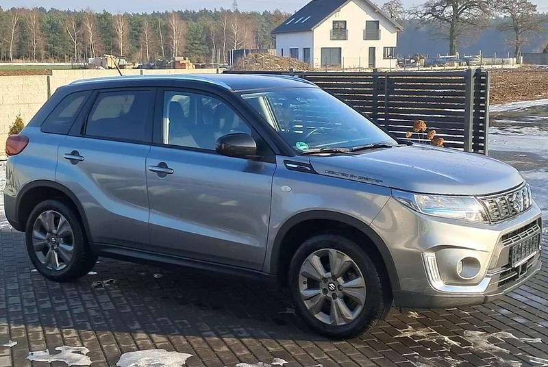 Gebraucht Suzuki Vitara Comfort 129 PS (94 kW) 2021 Silber SUV