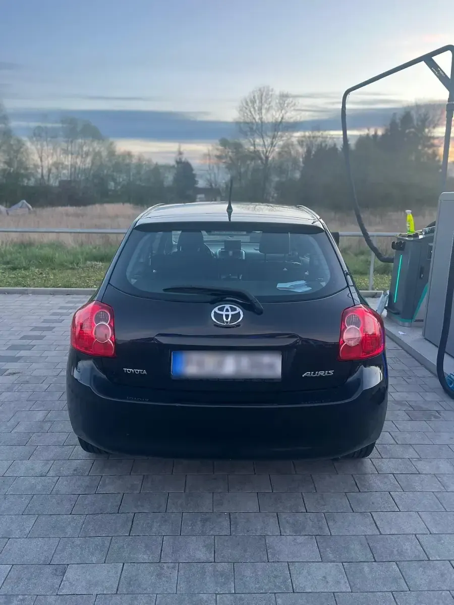 Gebraucht Toyota Auris 125 PS (91 kW) 2007 Schwarz Kleinwagen
