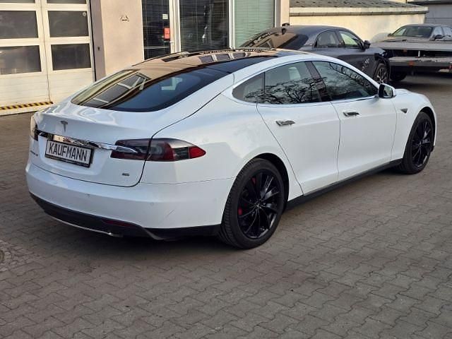 Second-hand Tesla Model S 269 kW (367 CP) 2015 Alb Hatchback