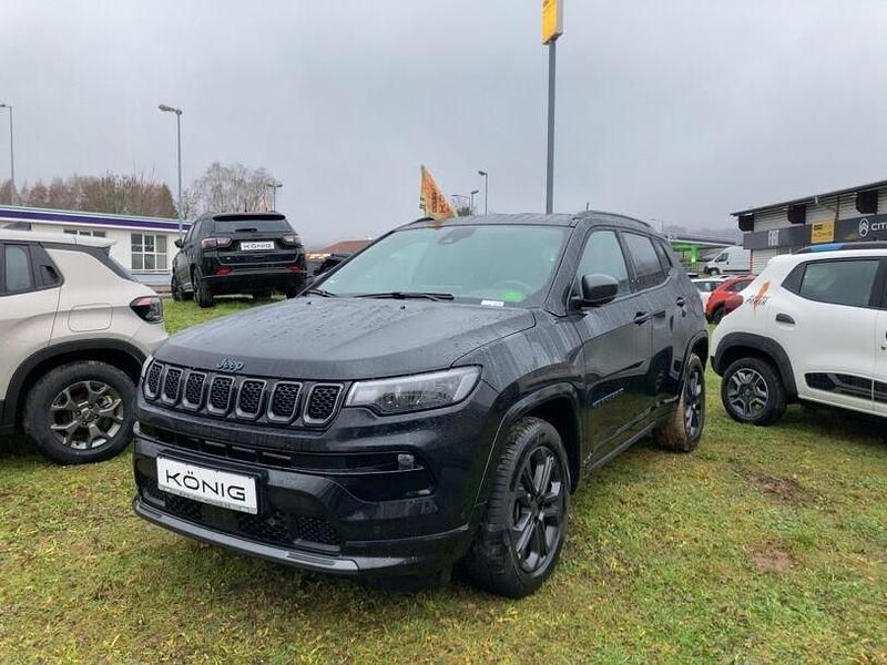 Gebraucht Jeep Compass 180 PS (132 kW) 2021 Schwarz SUV