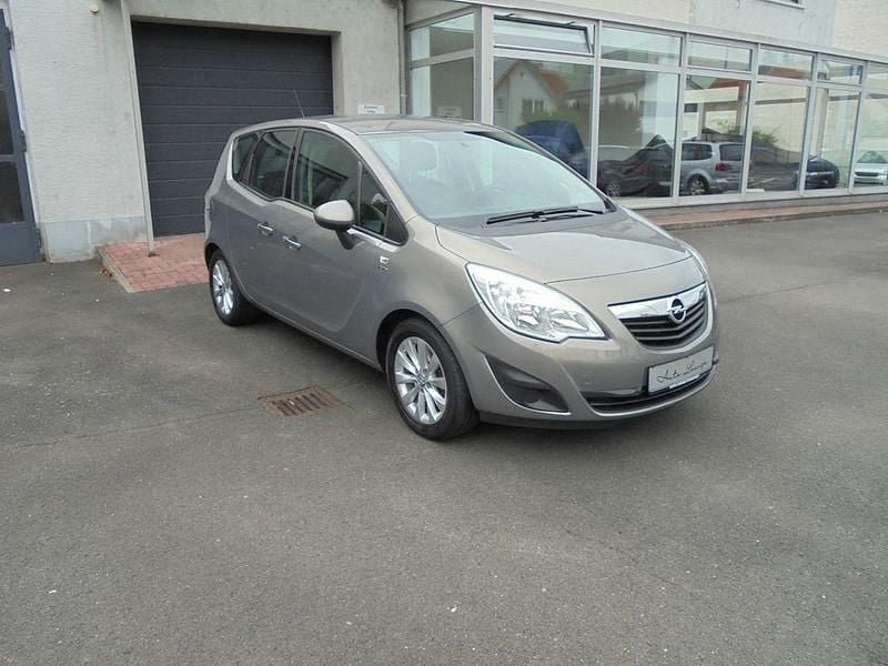 Gebraucht Opel Meriva Active 120 PS (88 kW) 2013 Muskatgrau/pepperdust Van / Kleinbus