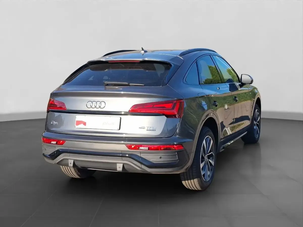Gebraucht Audi Q5 Sportback S-Line 265 PS (194 kW) 2022 Grau SUV