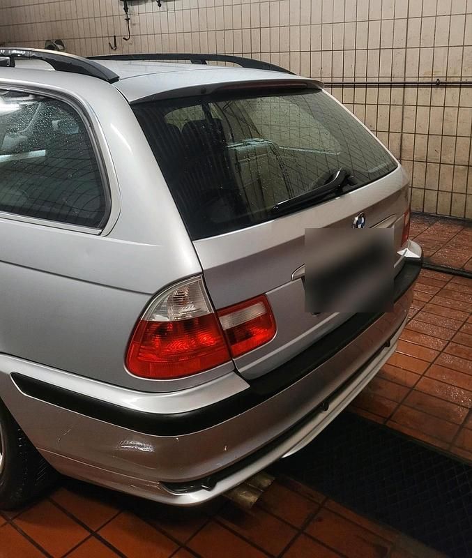Gebraucht BMW 320 170 PS (125 kW) 2000 Silber Kombi