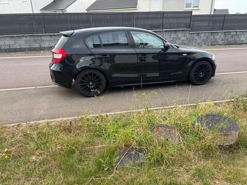 Schwarz Gebraucht 2006 BMW 116 Kleinwagen | 1.500 € (Superpreis) - Bild 1/4