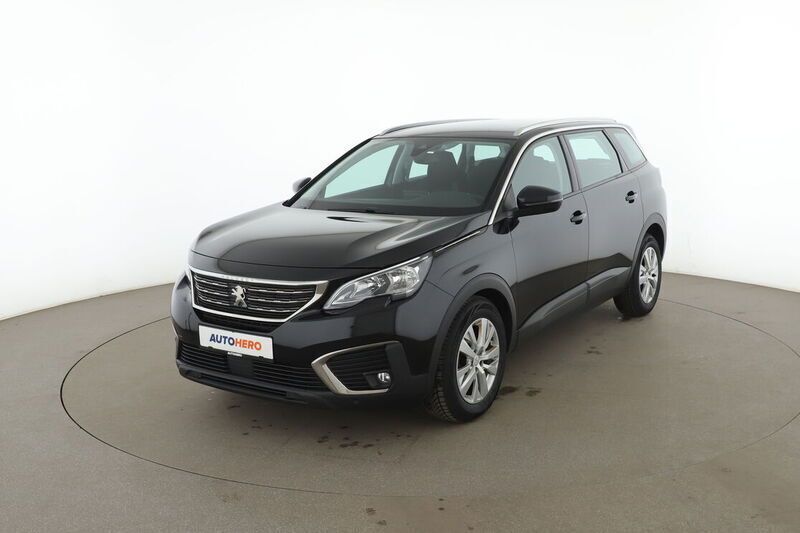 Schwarz Gebraucht 2018 Peugeot 5008 Business-Line Van / Kleinbus | 16.920 € (Fairer Preis) - Bild 1/4