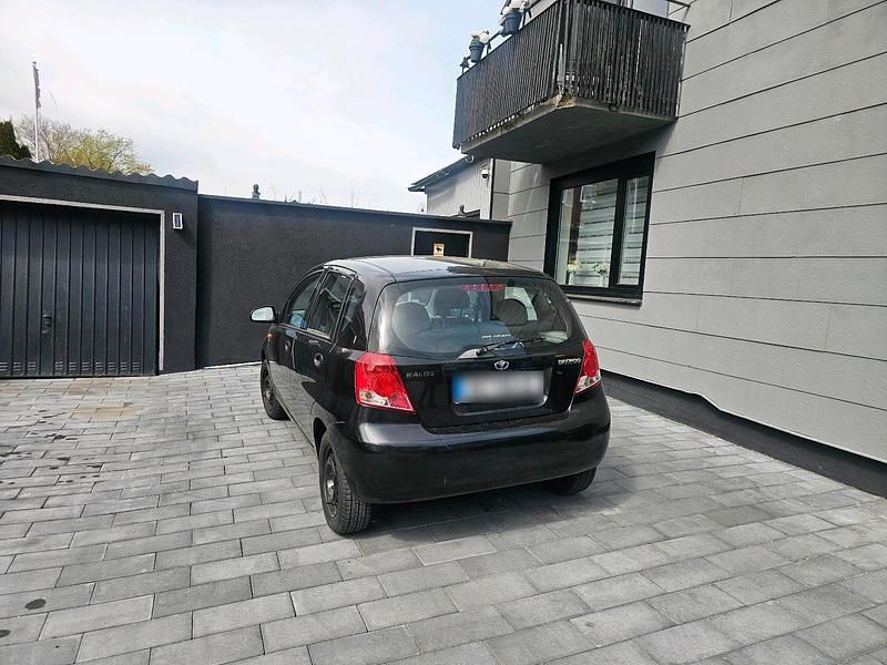 Gebraucht Chevrolet Kalos 84 PS (61 kW) 2004 Schwarz Kleinwagen