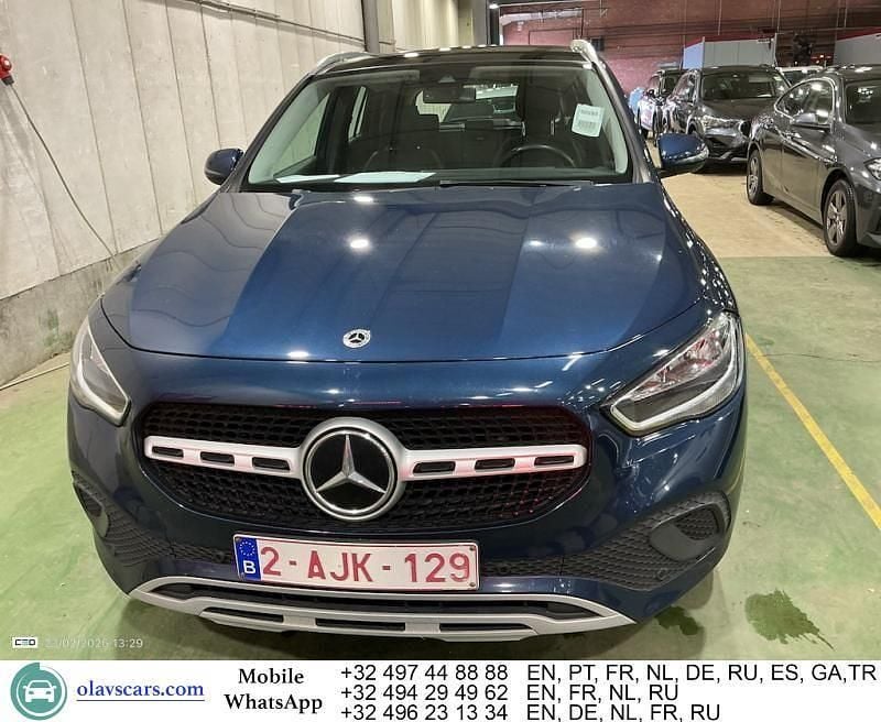 Gebraucht Mercedes GLA180 116 PS (85 kW) 2021 Blau SUV