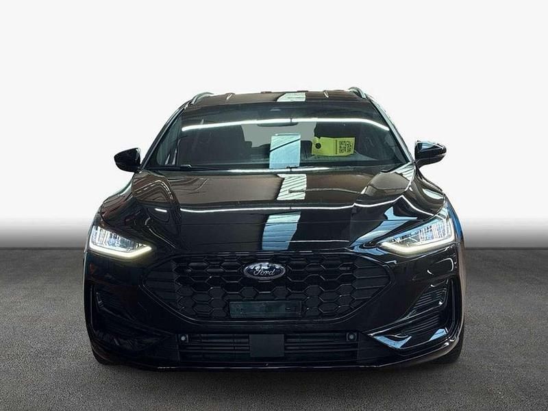 Gebraucht Ford Focus ST-Line X 125 PS (91 kW) 2024 Agate black metallic Kombi