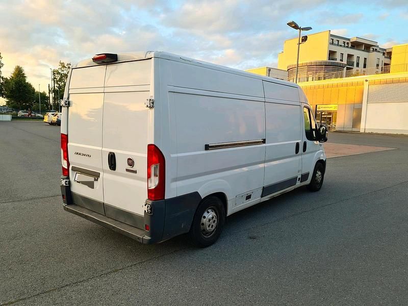 Gebraucht Fiat Ducato 130 PS (95 kW) 2017 Weiß Van