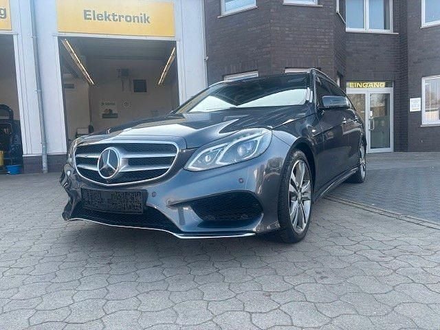 Gebraucht Mercedes E350 AMG 258 PS (189 kW) 2016 Grau Kombi