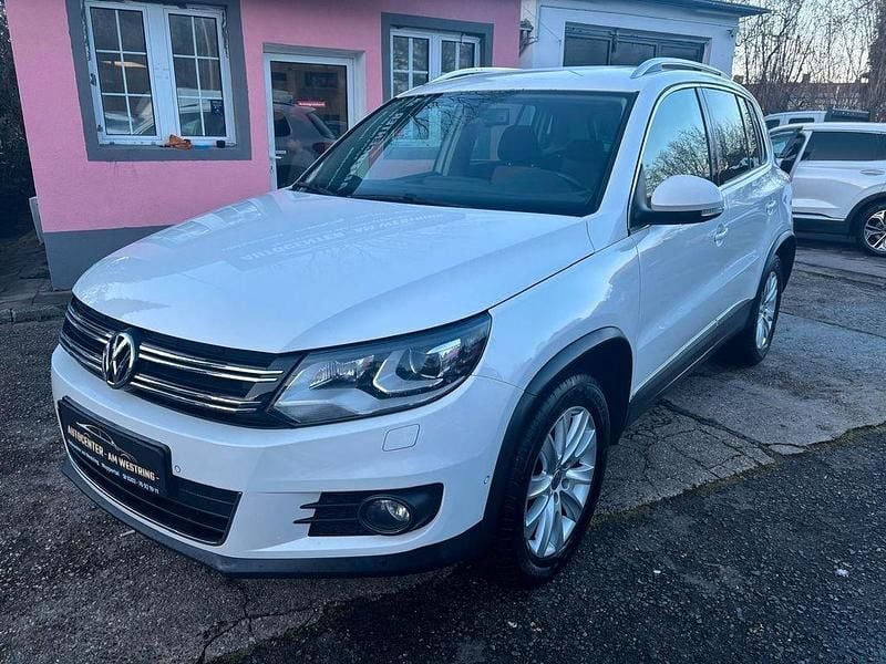 Weiß Gebraucht 2012 VW Tiguan Sportline SUV | 8.600 € (Guter Preis) - Bild 1/4