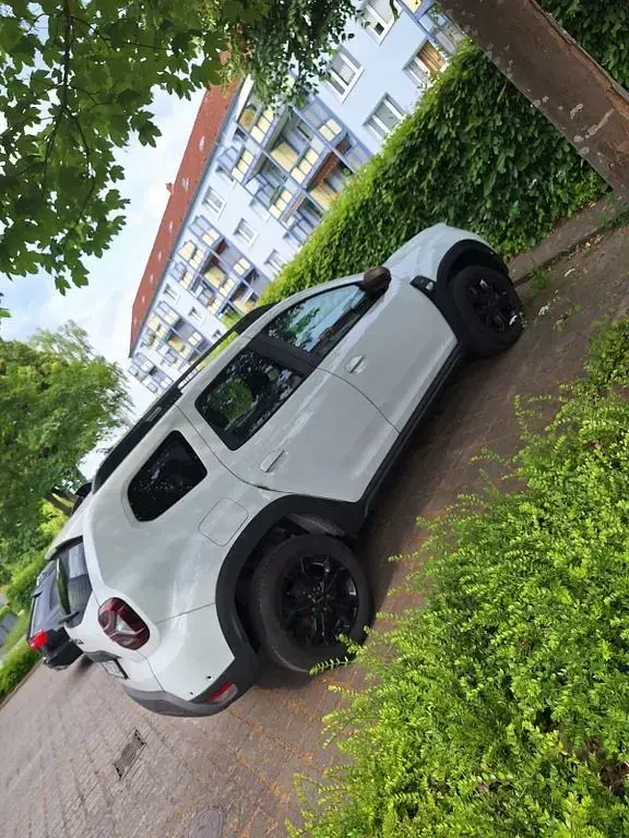 Gebraucht Dacia Duster Extreme 116 PS (85 kW) 2023 Weiß SUV