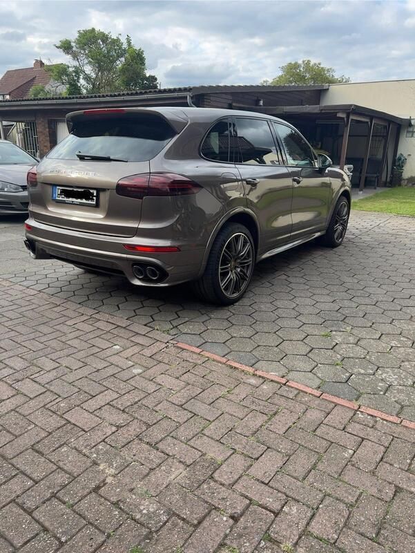 Andere außenfarben Gebraucht 2015 Porsche Cayenne S Edition SUV | 41.999 € - Bild 1/4