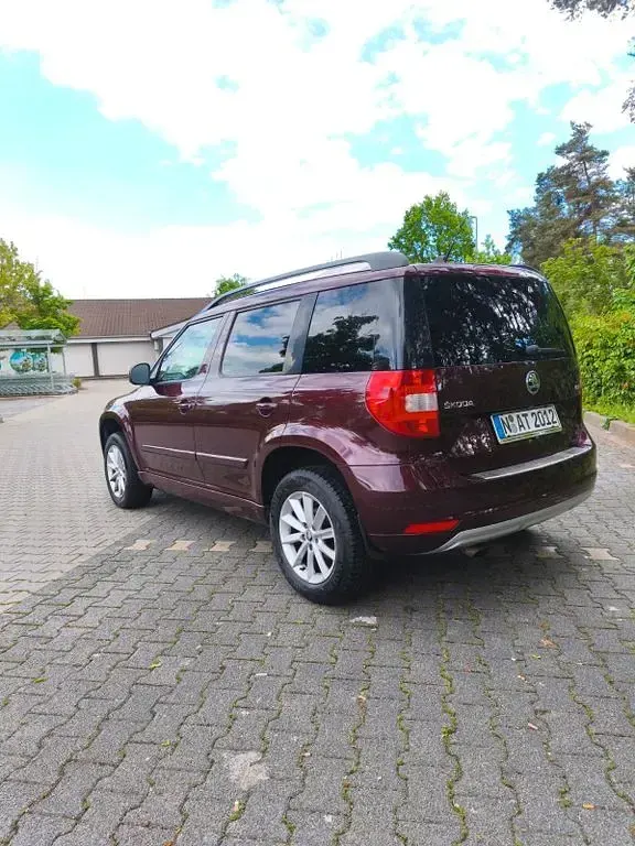 Gebraucht Skoda Yeti 105 PS (77 kW) 2014 SUV