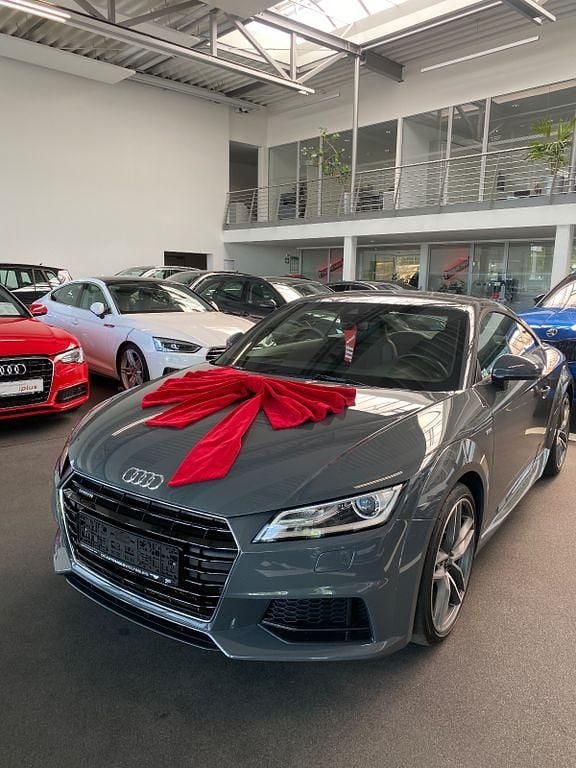Grau Gebraucht 2017 Audi TT Sport Coupé | 24.900 € (Fairer Preis) - Bild 1/4