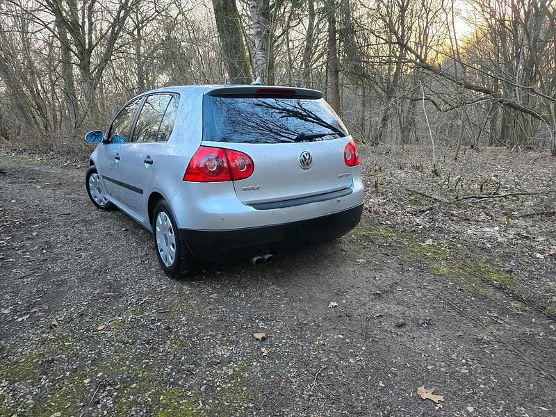 Gebraucht VW Golf IV 140 PS (102 kW) 2004 Silber Limousine