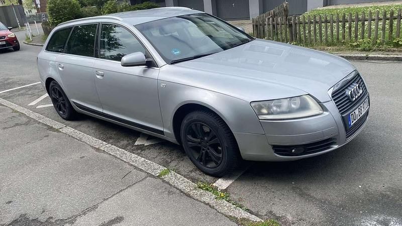 Silber Gebraucht 2005 Audi A6 Kombi | 3.990 € (Etwas zu teuer) - Bild 1/4