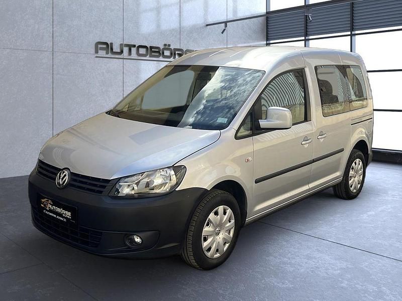 Gebraucht VW Caddy Trendline 102 PS (75 kW) 2011 Silber Van / Kleinbus