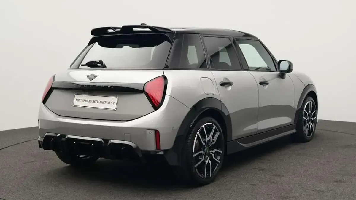 Gebraucht Mini John Cooper Works 156 PS (114 kW) 2025 Grau Kleinwagen