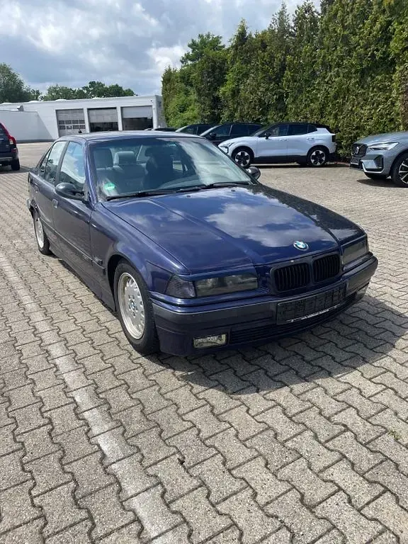 Gebraucht BMW 320 Performance 150 PS (110 kW) 1995 Blau Limousine
