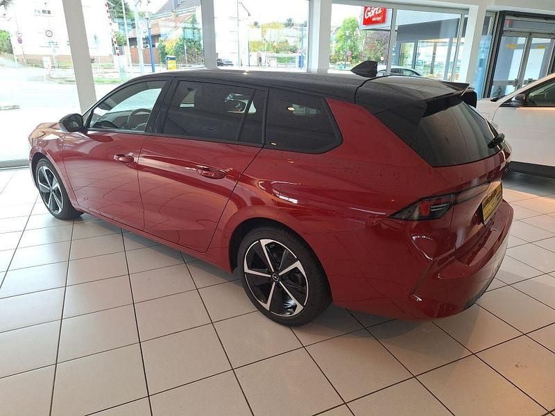 Gebraucht Opel Astra 136 PS (100 kW) 2024 Kardio rot metallic Kombi