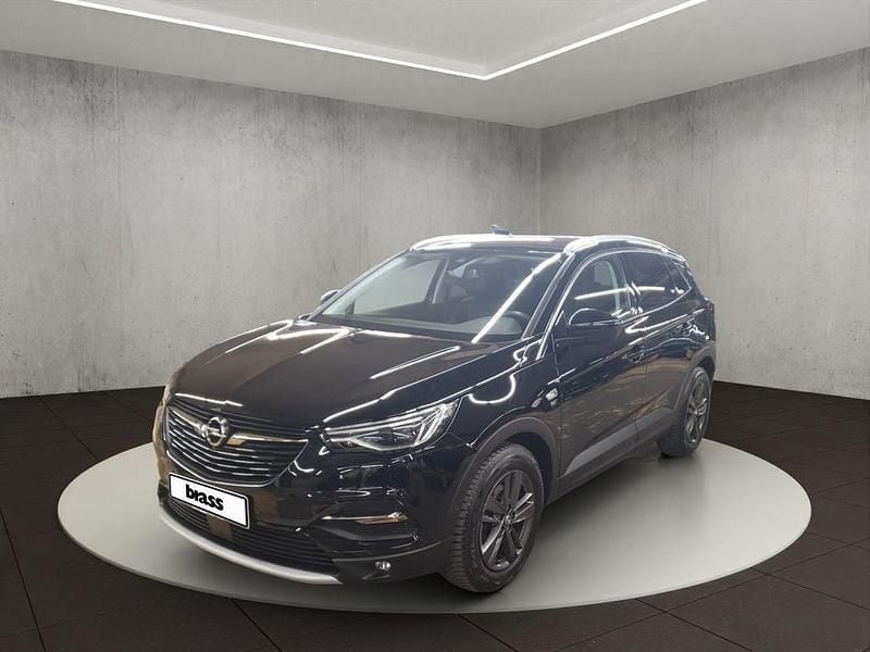 Diamant schwarz (metallic) Gebraucht 2021 Opel Grandland X SUV | 16.450 € (Guter Preis) - Bild 1/4