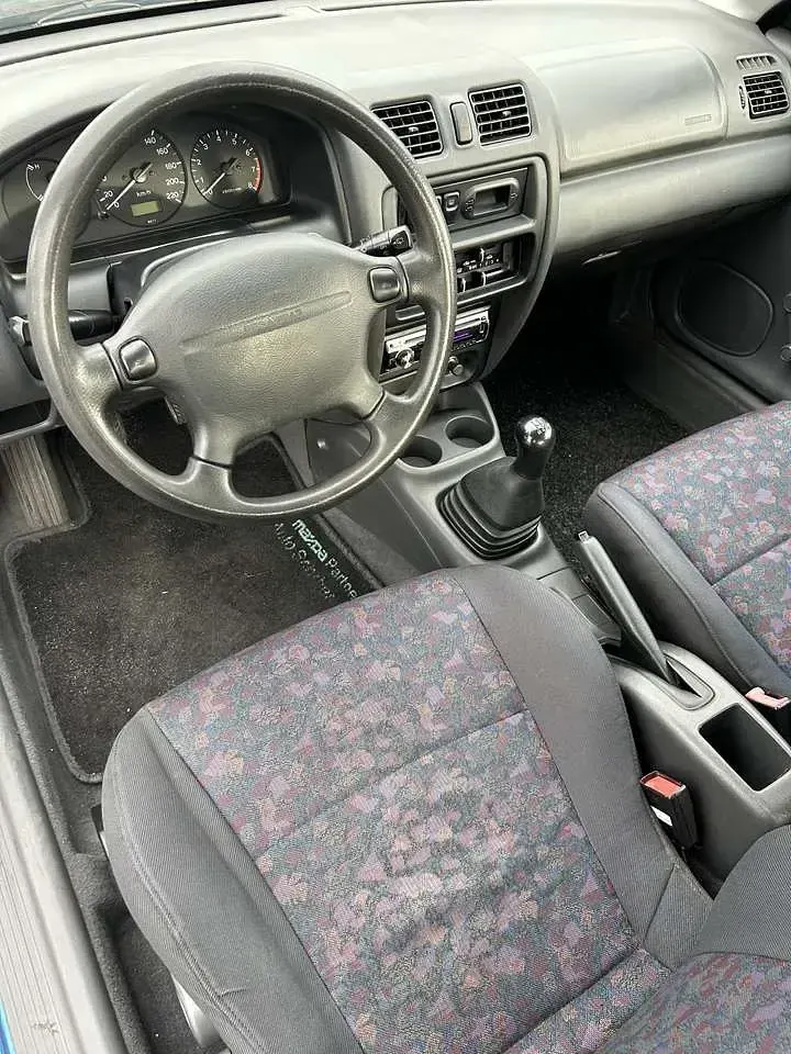 Brugt Mazda 323 73 HK (53 kW) 1997 Sedan