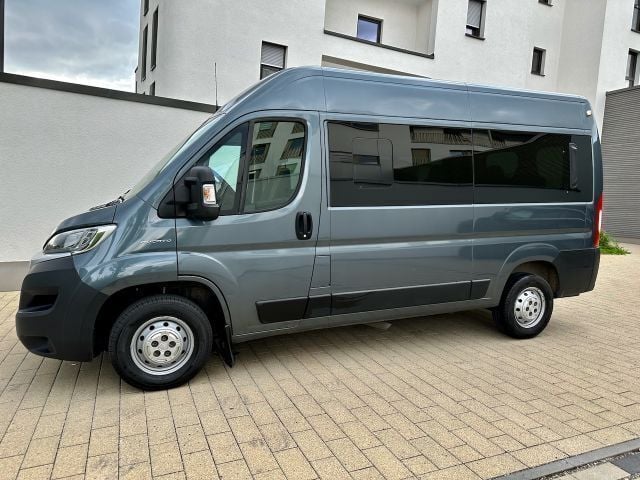 Grau Gebraucht 2018 Fiat Ducato Van | 32.880 € - Bild 1/4