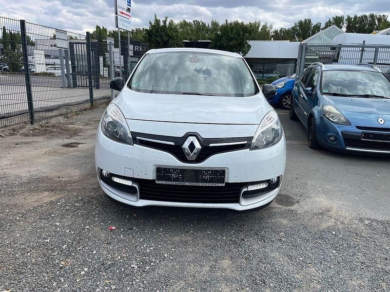 Weiß Gebraucht 2015 Renault Scénic III LIMITED Van / Kleinbus | 4.600 € (Guter Preis) - Bild 1/4