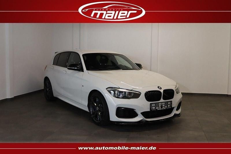Weiß Gebraucht 2018 BMW M140 Efficient Dynamics Limousine | 27.900 € (Superpreis) - Bild 1/4