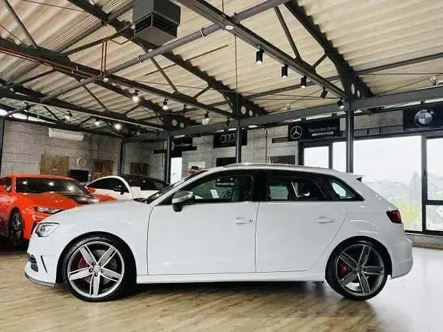 Gebraucht Audi S3 Ambiente 301 PS (221 kW) 2016 Gletscherweiã metallic Limousine
