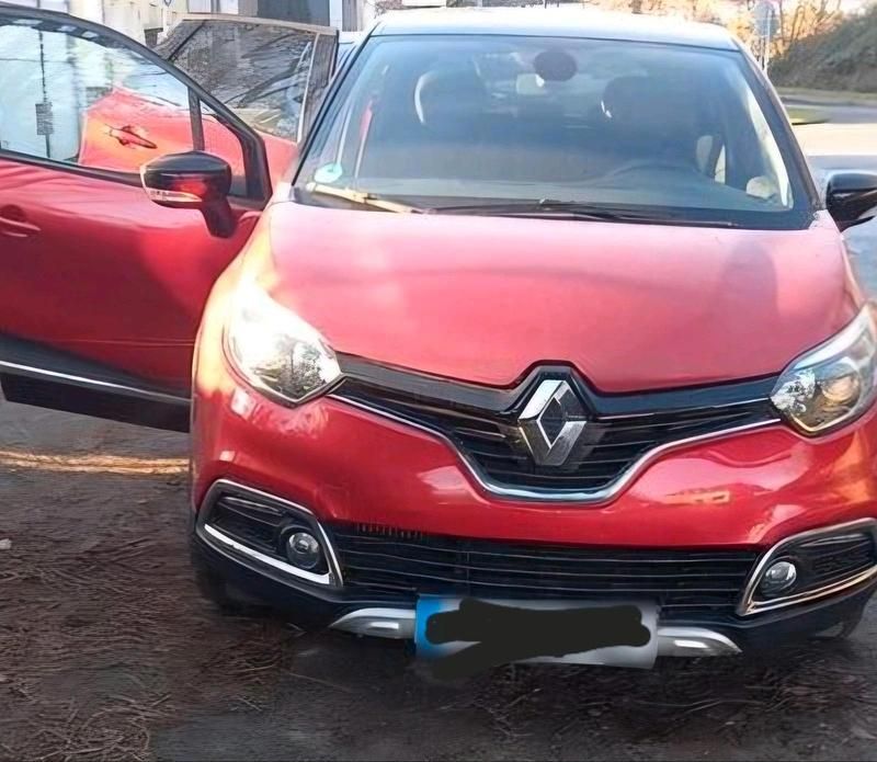 Gebraucht Renault Captur 90 PS (66 kW) 2016 Rot SUV