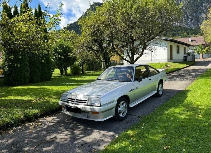 Silber Gebraucht 1982 Opel Manta Coupé | 22.700 € - Bild 1/4