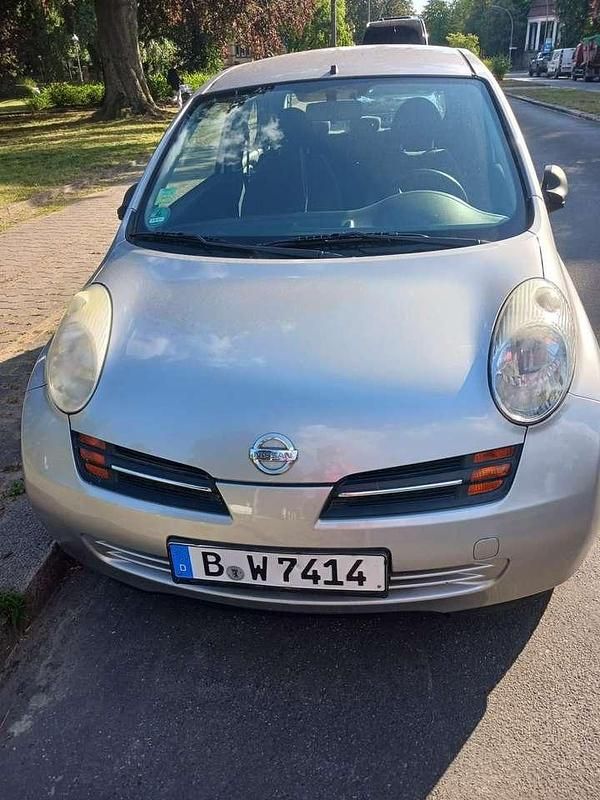 Silber Gebraucht 2003 Nissan Micra Kleinwagen | 1.200 € (Guter Preis) - Bild 1/1