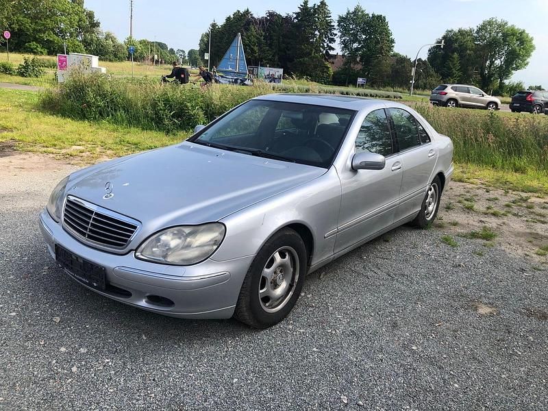 Silber Gebraucht 2002 Mercedes S320 Limousine | 1.600 € (Guter Preis) - Bild 1/4