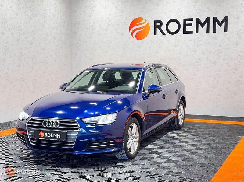 Blau Gebraucht 2018 Audi A4 Sport Kombi | 15.940 € (Fairer Preis) - Bild 1/4