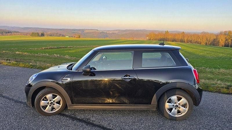 Gebraucht Mini ONE 102 PS (75 kW) 2018 Schwarz Kleinwagen
