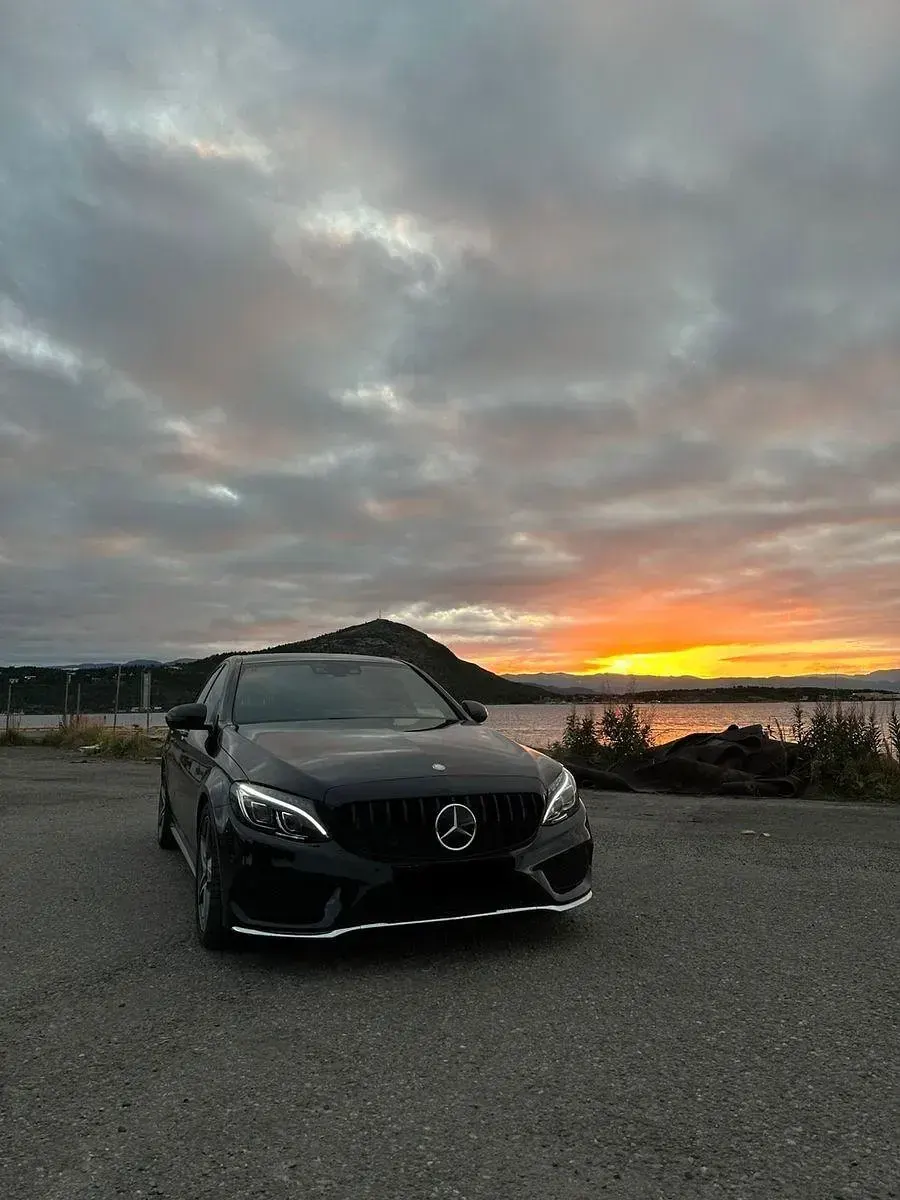Gebraucht Mercedes C250 AMG line 204 PS (150 kW) 2014 Schwarz Limousine