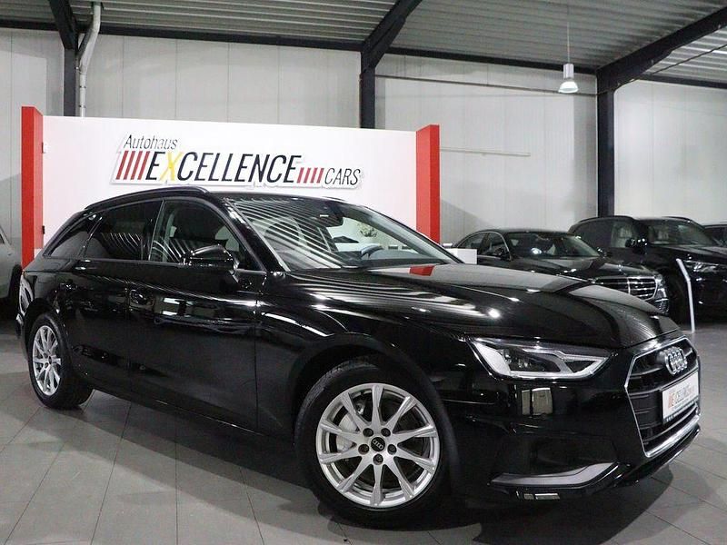 Gebraucht Audi A4 Business 204 PS (150 kW) 2023 Schwarz Kombi