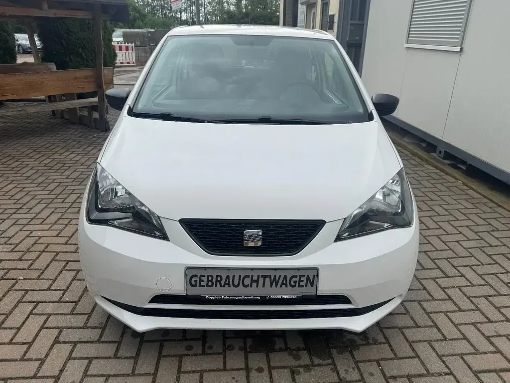 Używany Seat Mii Reference 60 KM (44 kW) 2012 Biały Hatchback
