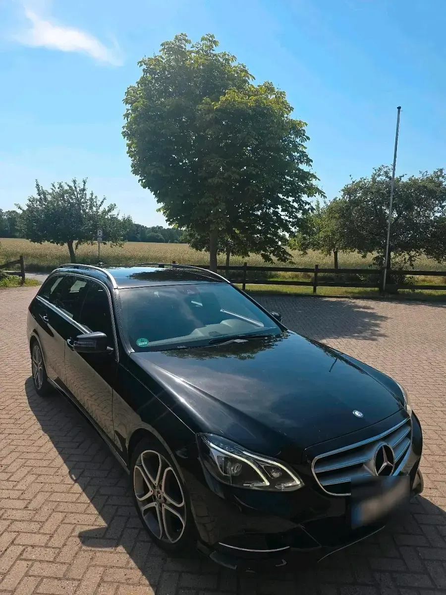 Gebraucht Mercedes E250 Avantgarde 211 PS (155 kW) 2016 Schwarz Kombi